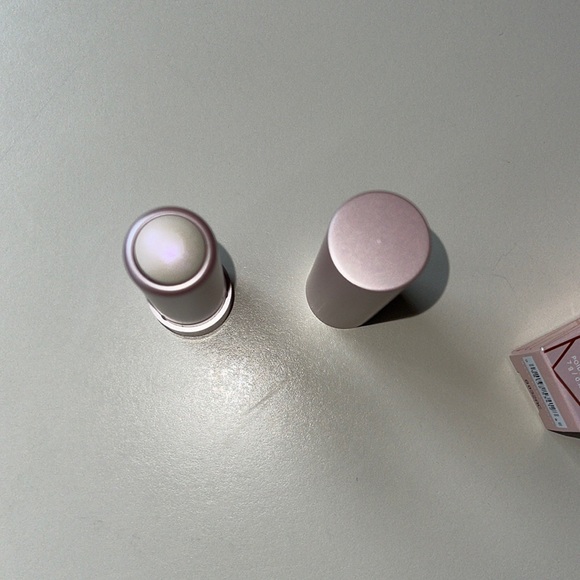 bareMinerals Limited Edition Crystalline Glow Highlighter Stick Prismatic Pearl - Picture 8 of 12